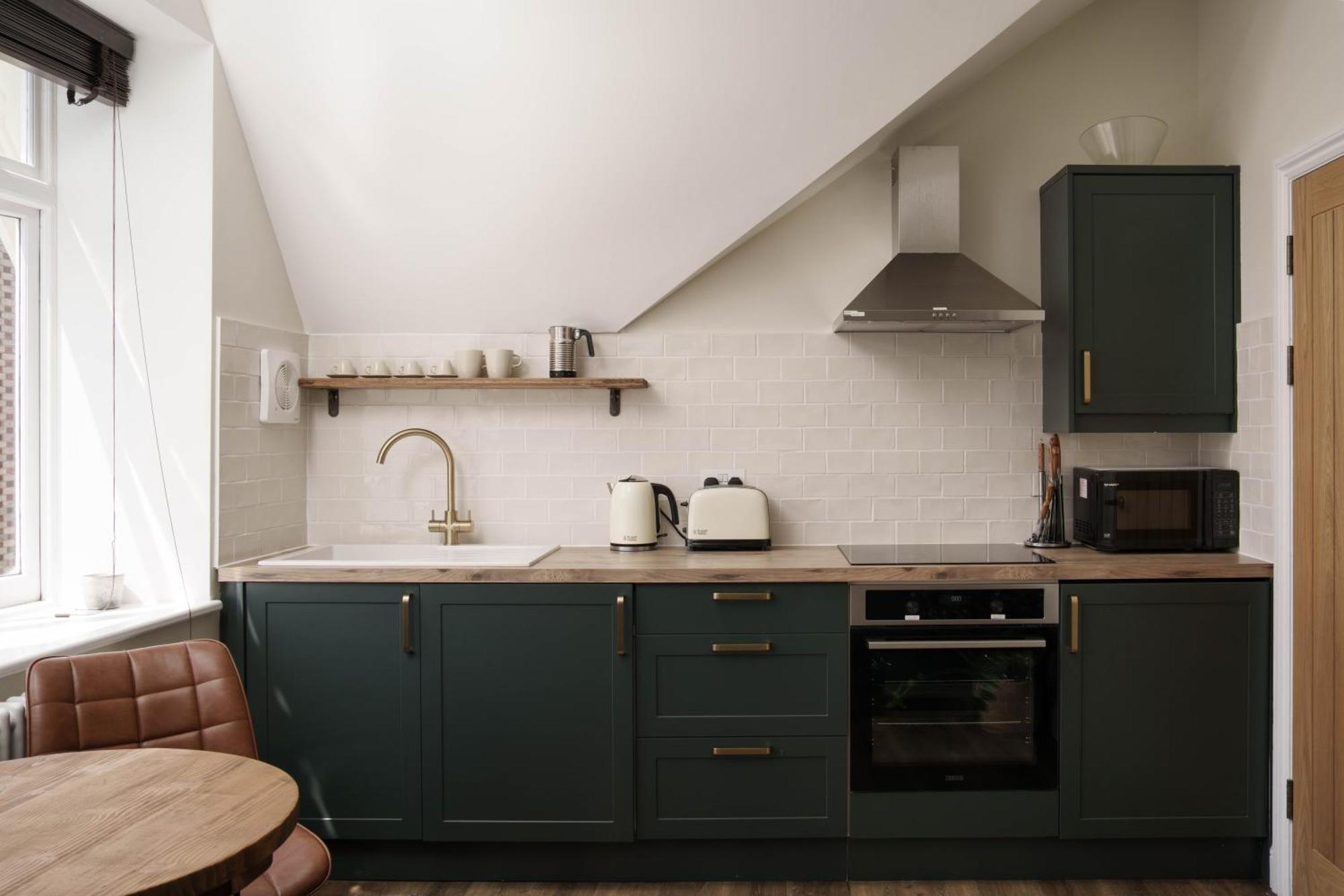 Modern Central One Bedroom Apartment In 彭赞斯 外观 照片